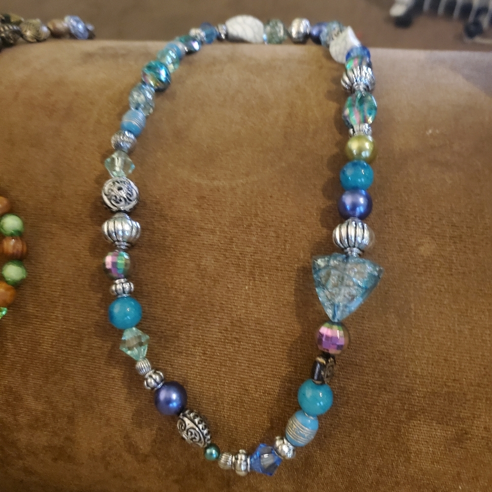 Necklace - Picture 3 of 7